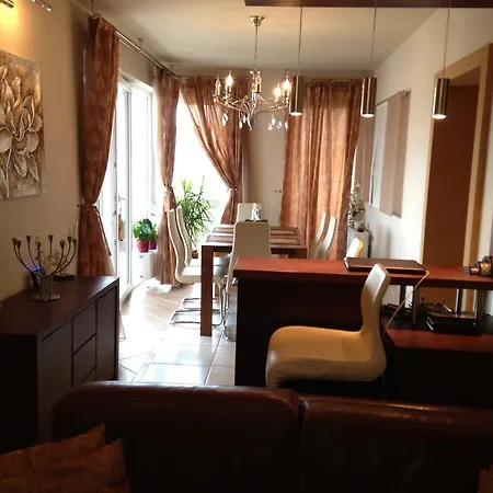 דירה Penthouse Retreat *